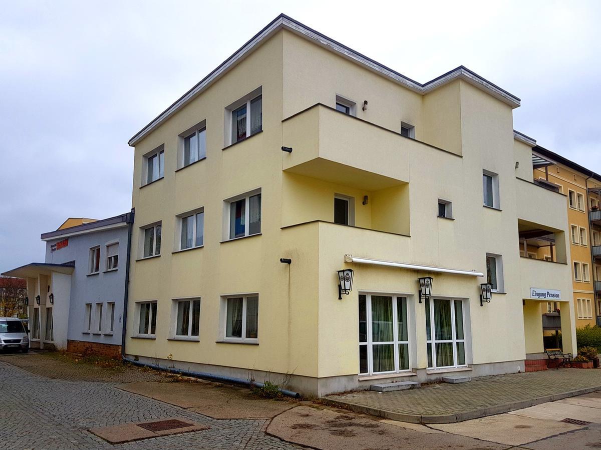 Pension Balkan Eisenhuettenstadt Exterior photo