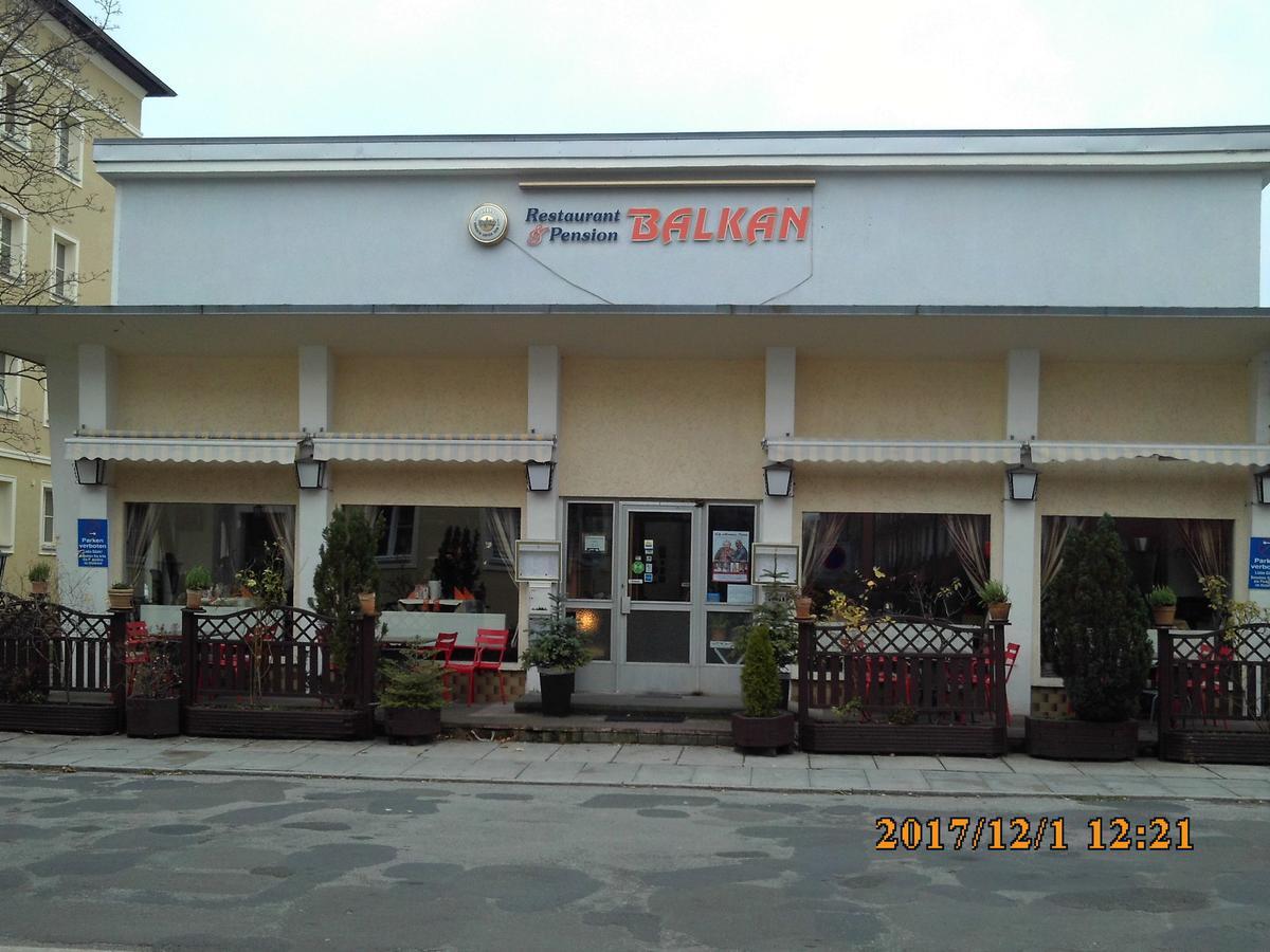 Pension Balkan Eisenhuettenstadt Exterior photo